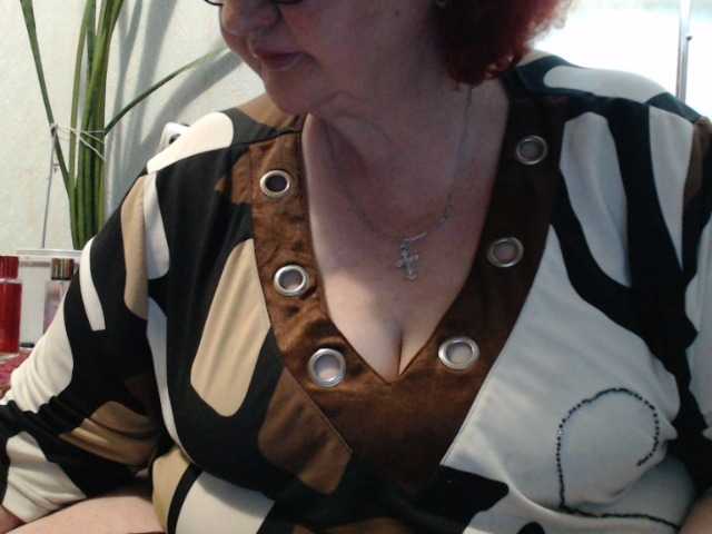 PeggySoft live cam on BongaCams
