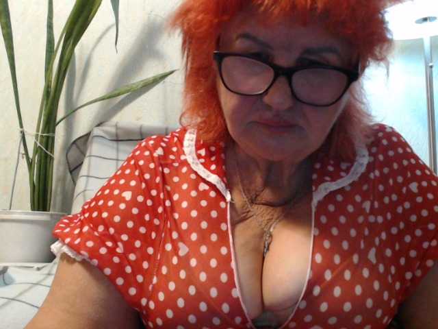 PeggySoft live cam on BongaCams