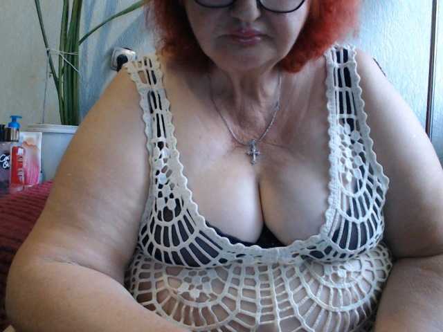 PeggySoft live cam on BongaCams
