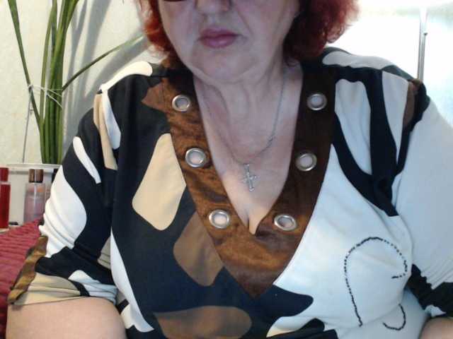 PeggySoft live cam on BongaCams