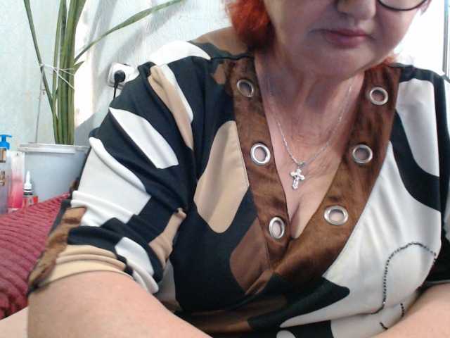 PeggySoft live cam on BongaCams