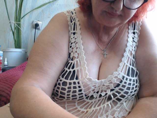 PeggySoft live cam on BongaCams