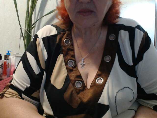 PeggySoft live cam on BongaCams