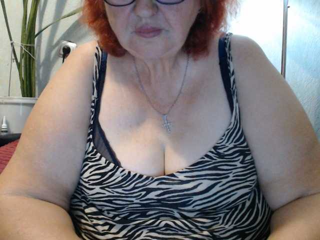 PeggySoft live cam on BongaCams