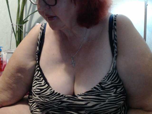 PeggySoft live cam on BongaCams