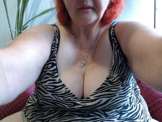 PeggySoft live cam on BongaCams