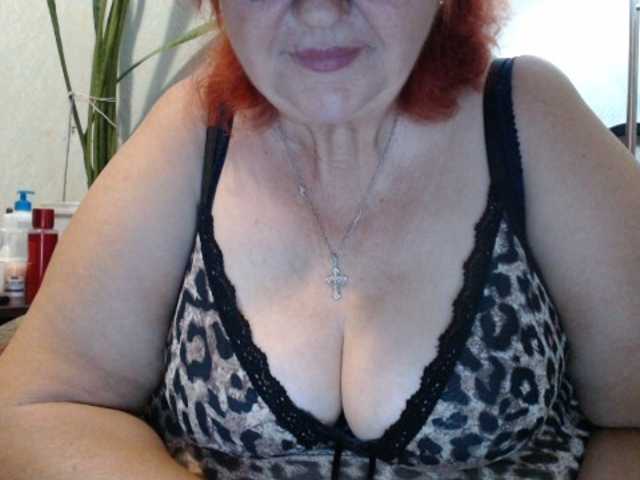 PeggySoft live cam on BongaCams