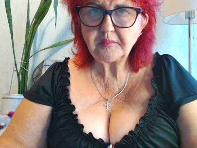 PeggySoft live cam on BongaCams