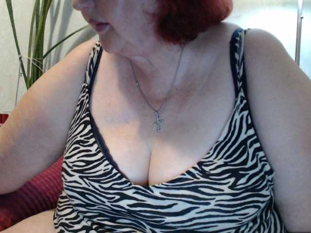 PeggySoft live cam on BongaCams