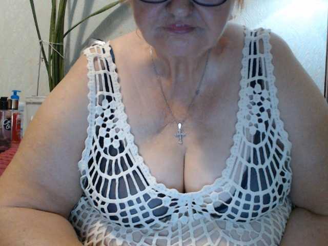 PeggySoft live cam on BongaCams