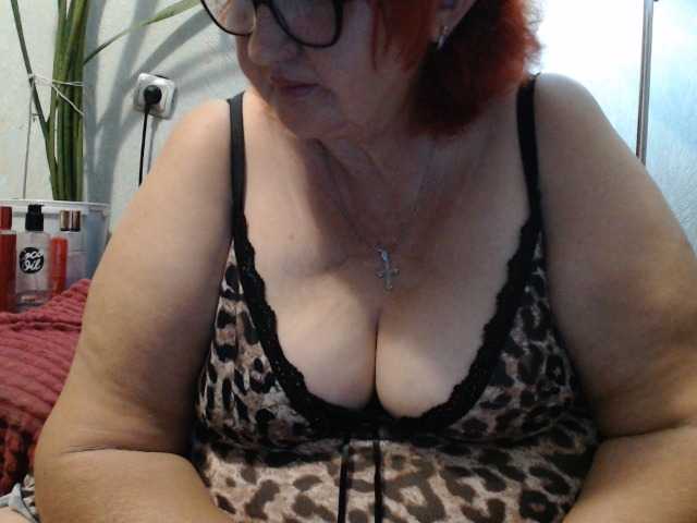 PeggySoft live cam on BongaCams