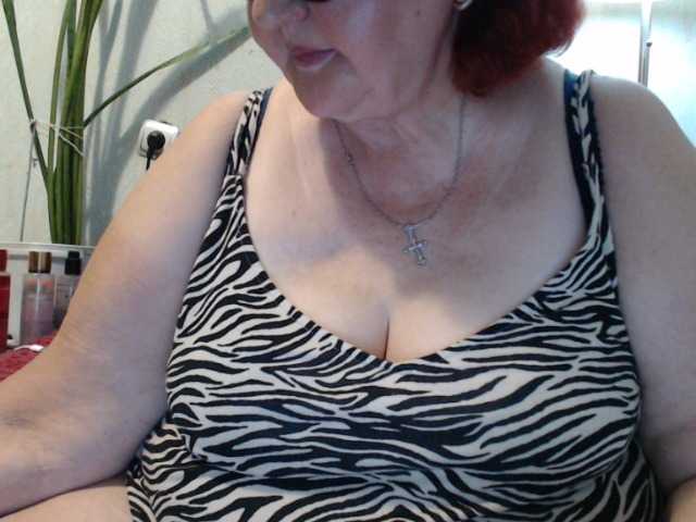 PeggySoft live cam on BongaCams