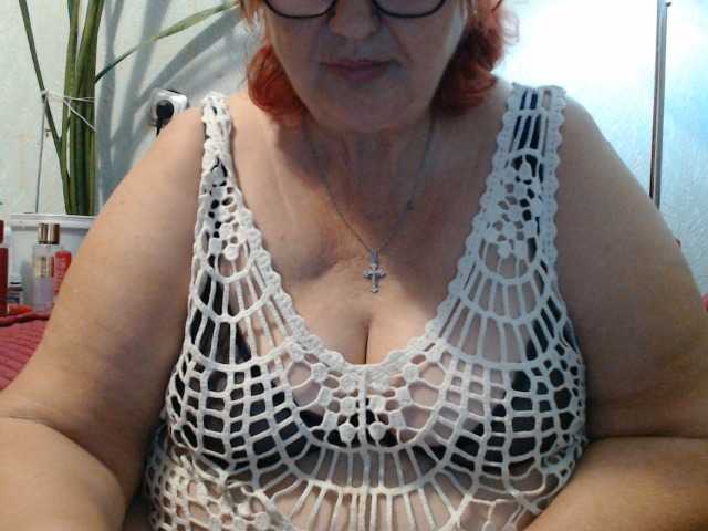 PeggySoft live cam on BongaCams
