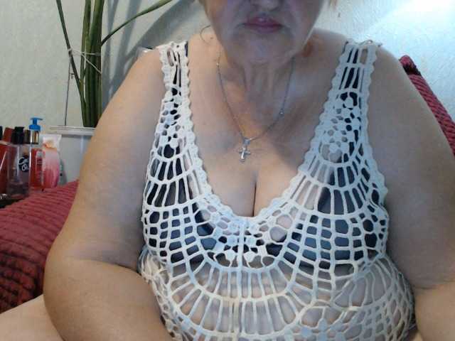 PeggySoft live cam on BongaCams