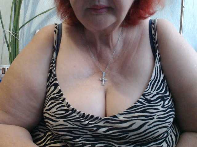 PeggySoft live cam on BongaCams