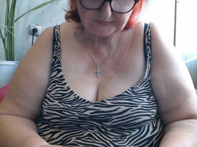 PeggySoft live cam on BongaCams