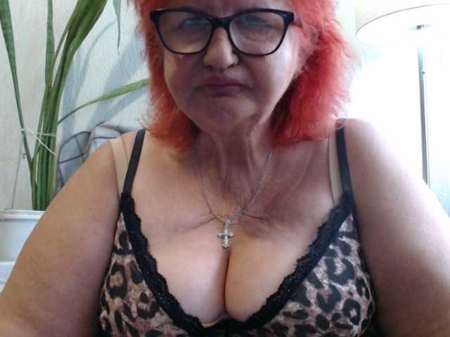 PeggySoft — live female cam