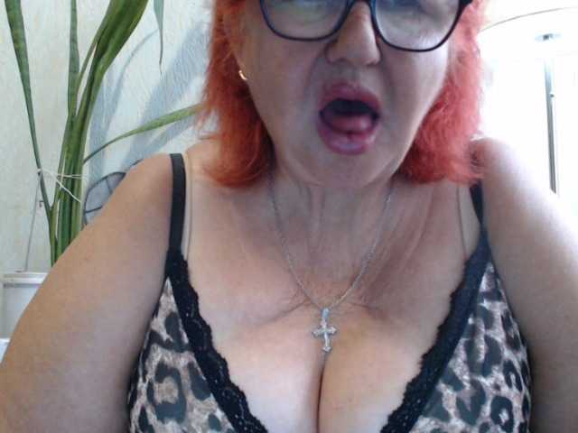 PeggySoft — live female cam