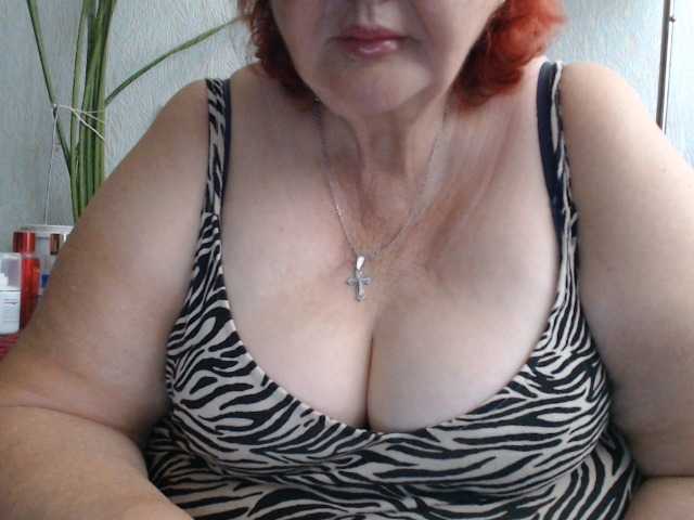 PeggySoft live cam on BongaCams