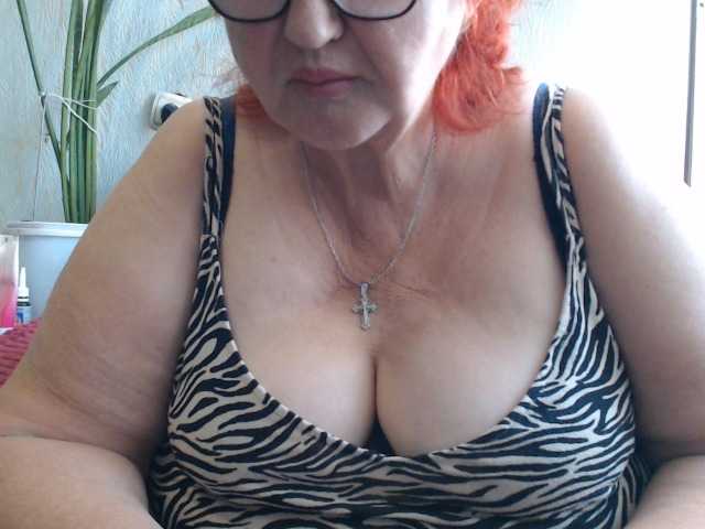 PeggySoft live cam on BongaCams