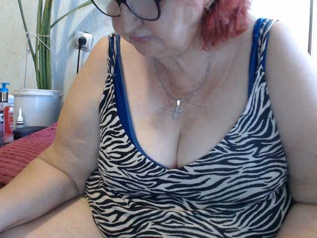 PeggySoft live cam on BongaCams