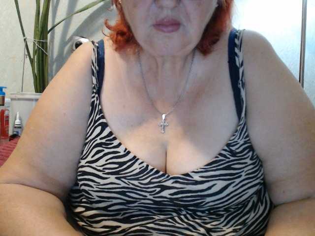 PeggySoft live cam on BongaCams