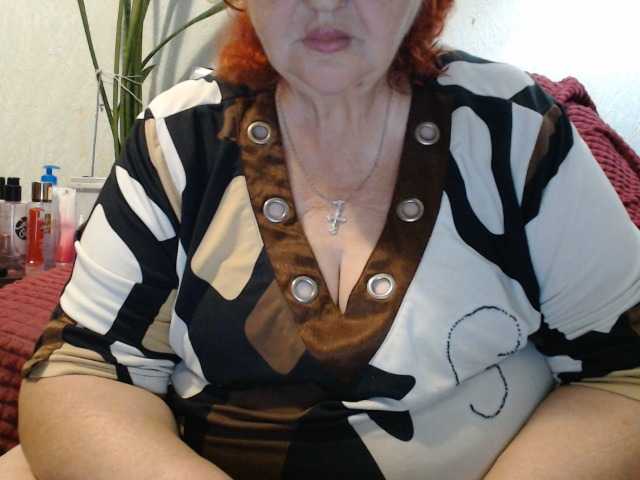 PeggySoft live cam on BongaCams
