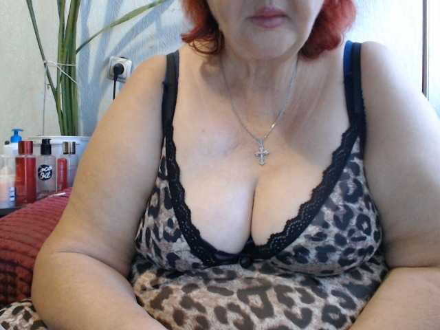 PeggySoft live cam on BongaCams