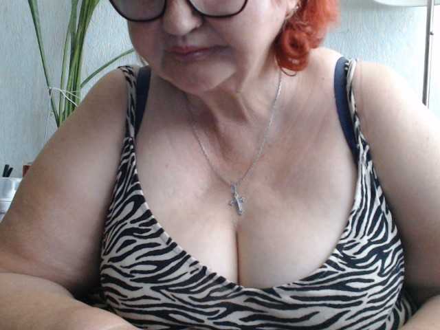 PeggySoft live cam on BongaCams