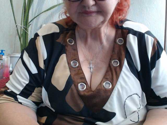PeggySoft live cam on BongaCams