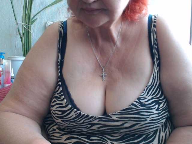 PeggySoft live cam on BongaCams