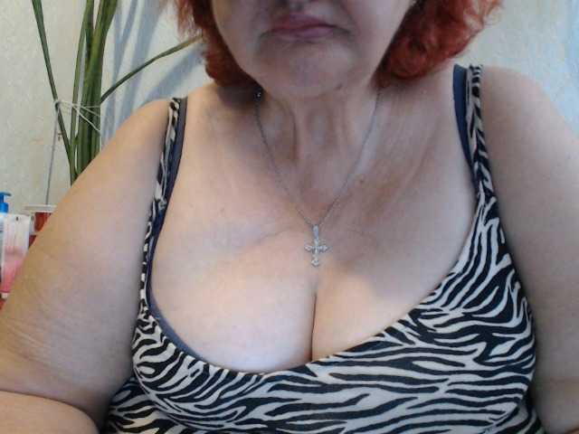 PeggySoft live cam on BongaCams
