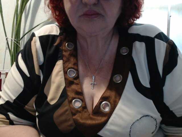 PeggySoft live cam on BongaCams