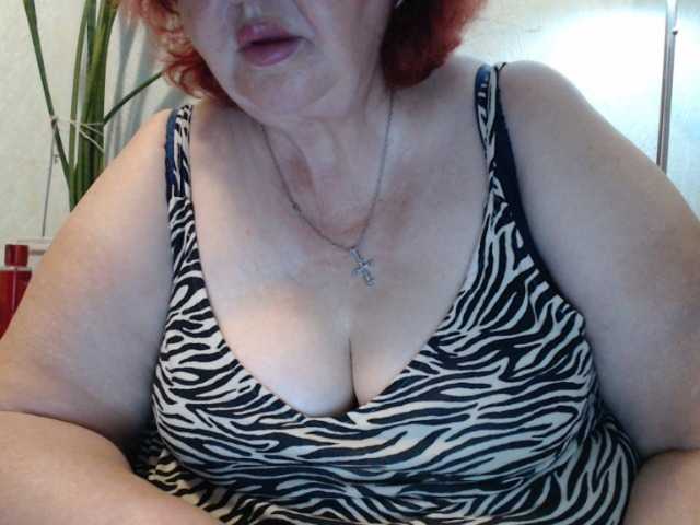 PeggySoft live cam on BongaCams