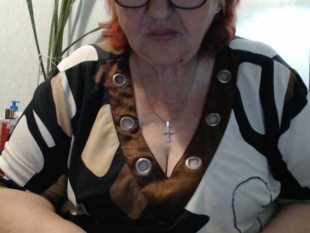 PeggySoft live cam on BongaCams