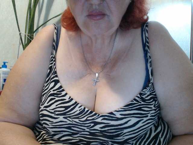 PeggySoft live cam on BongaCams