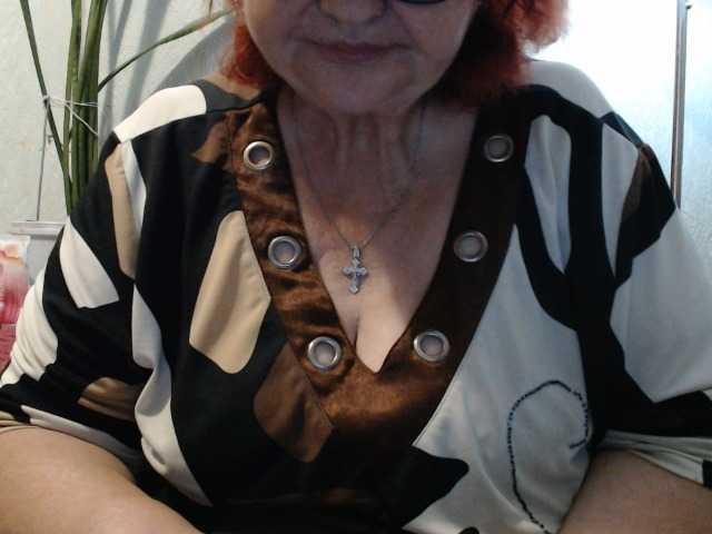 PeggySoft live cam on BongaCams