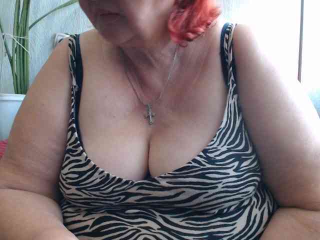 PeggySoft Live Webcam on BongaCams