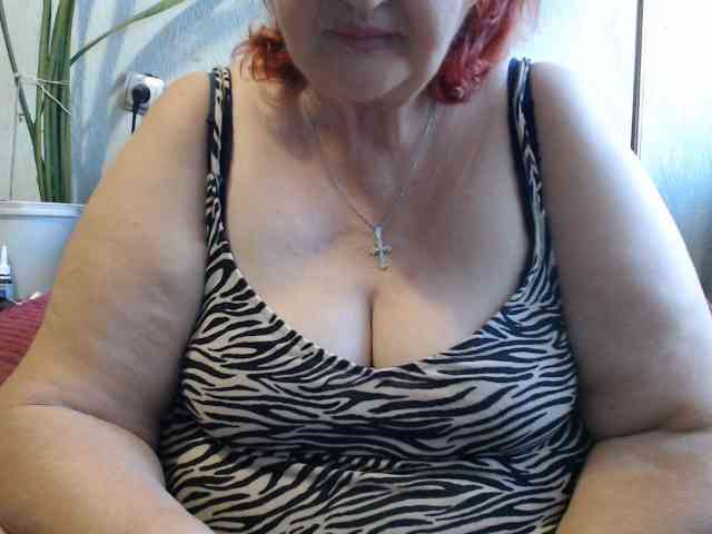 PeggySoft Live Webcam on BongaCams