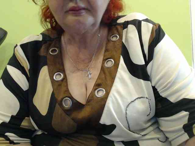 PeggySoft Live Webcam on BongaCams