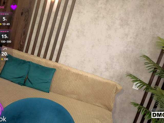 Hollywww's BongaCams show and profile