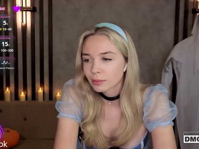 Hollywww live cam
