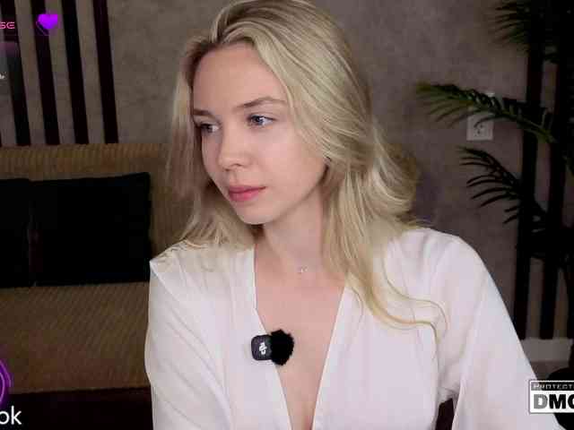 Hollywww webcam