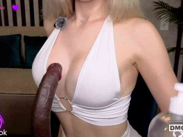 Hollywww webcam
