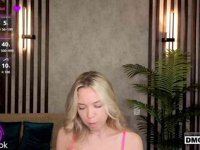 Hollywww webcam