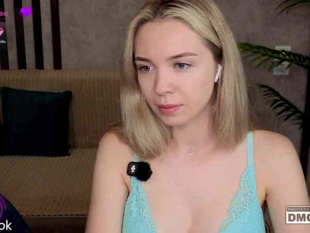 Hollywww webcam