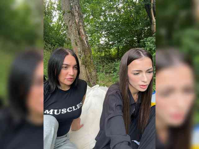 -Monic- Sex Cam Show