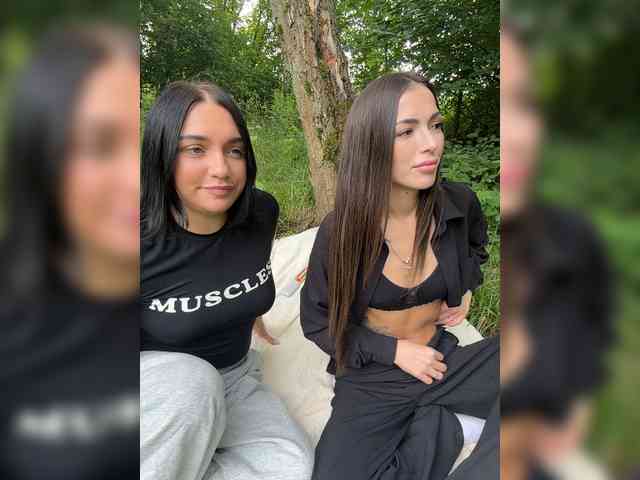 -Monic- Sex Cam Show