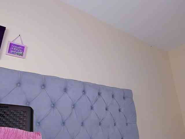 alyssa-desire Sex Cam Show