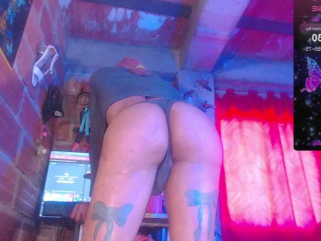 nathashabigass live webcam show